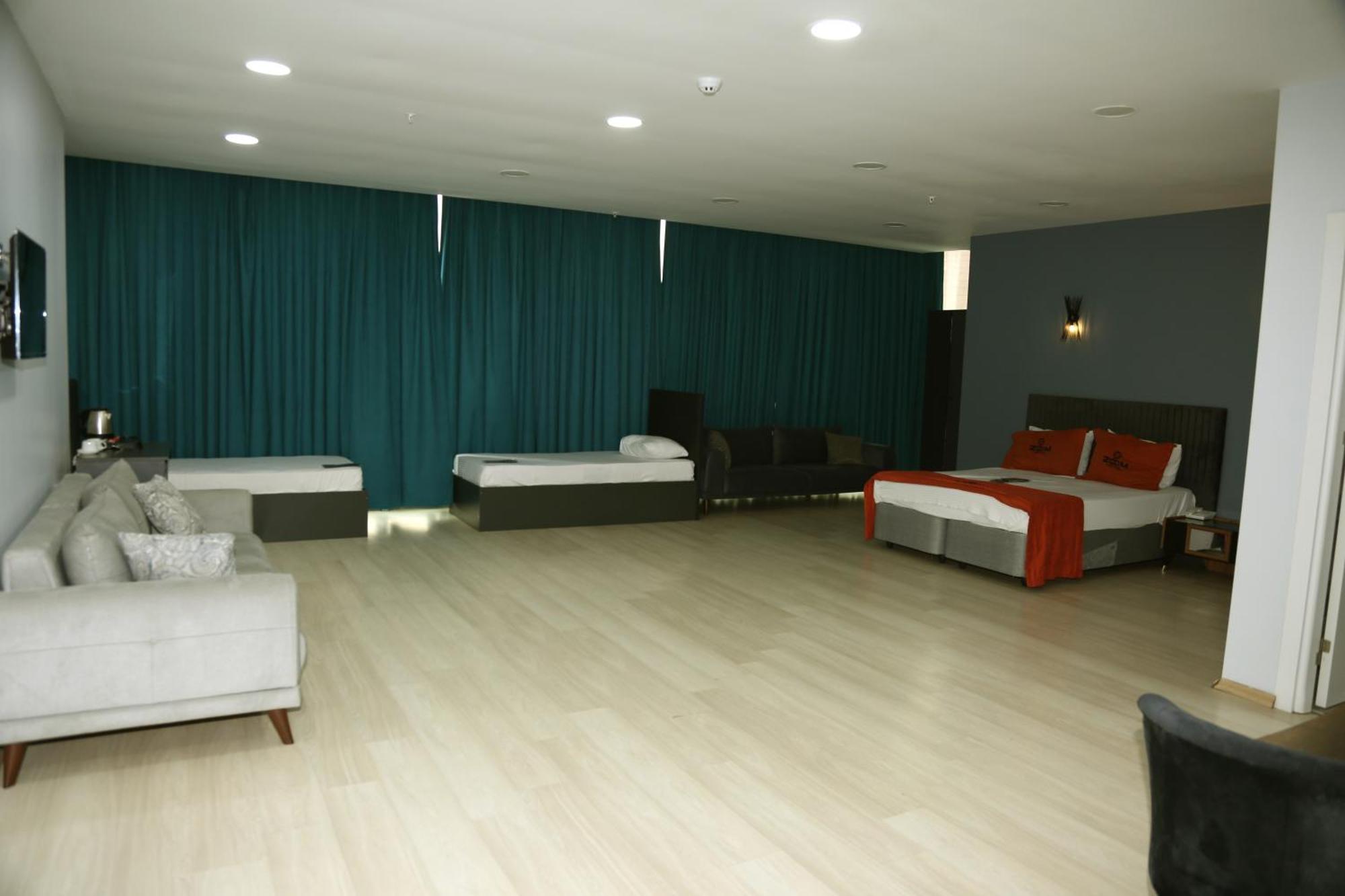 Zoom Otel