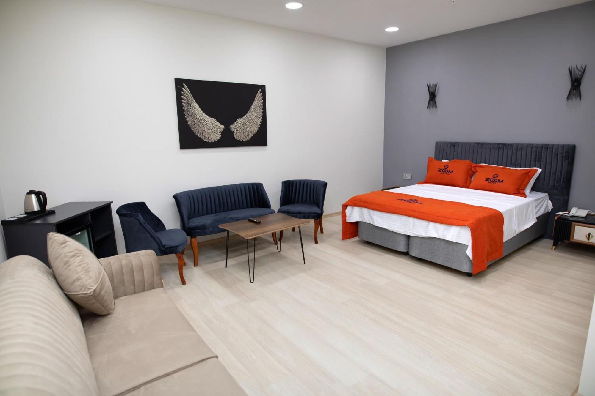 Zoom Otel *