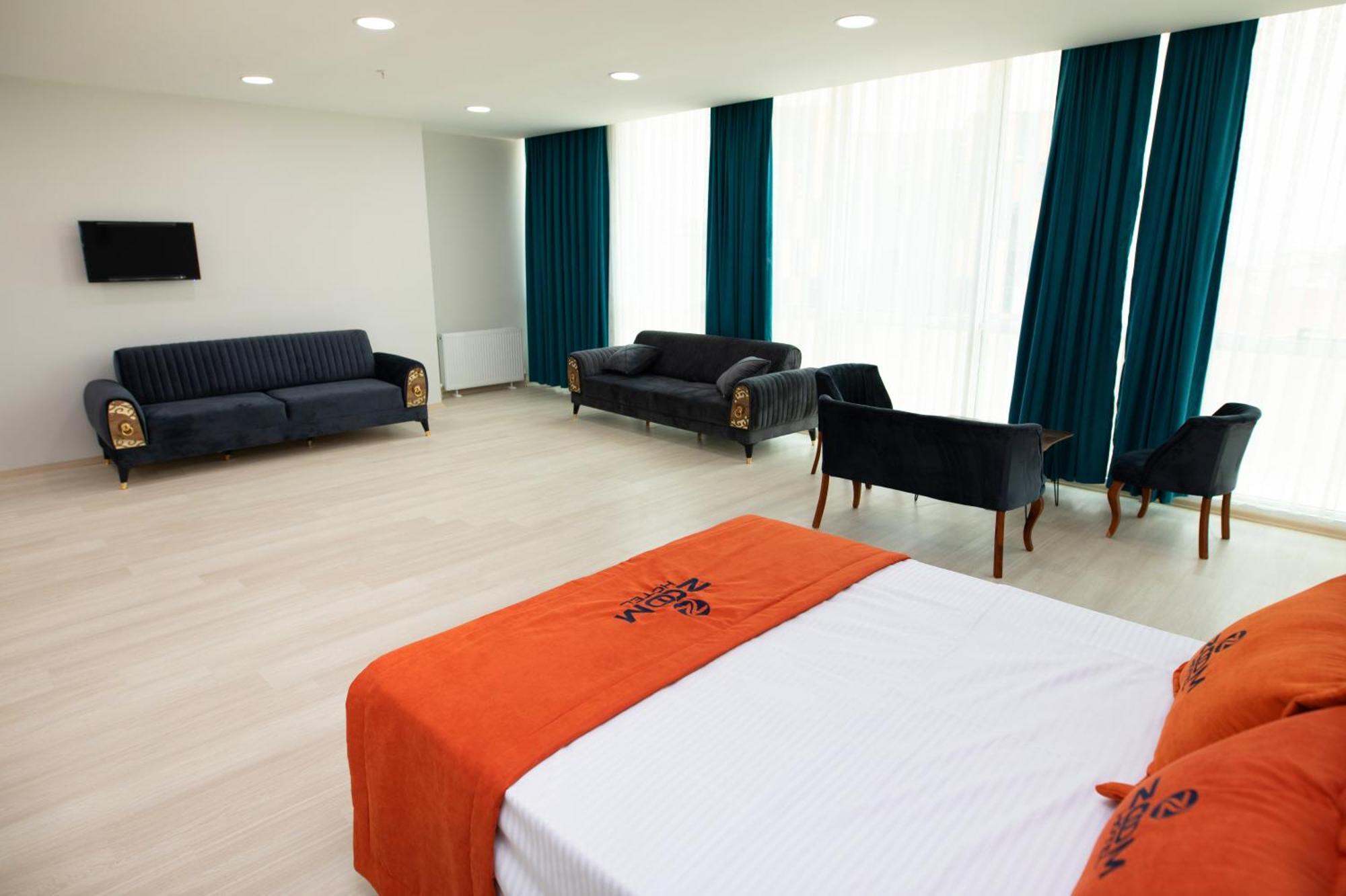 Otel Zoom